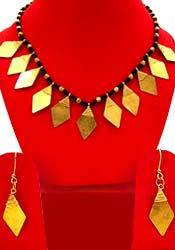 Golden Dreams:Metal Jewelry